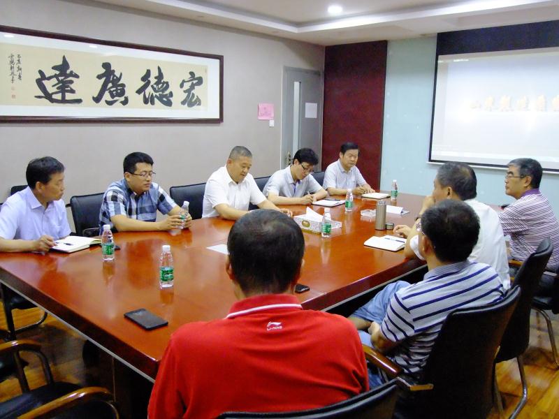 区政协主席张昭森到安博在线集团调研