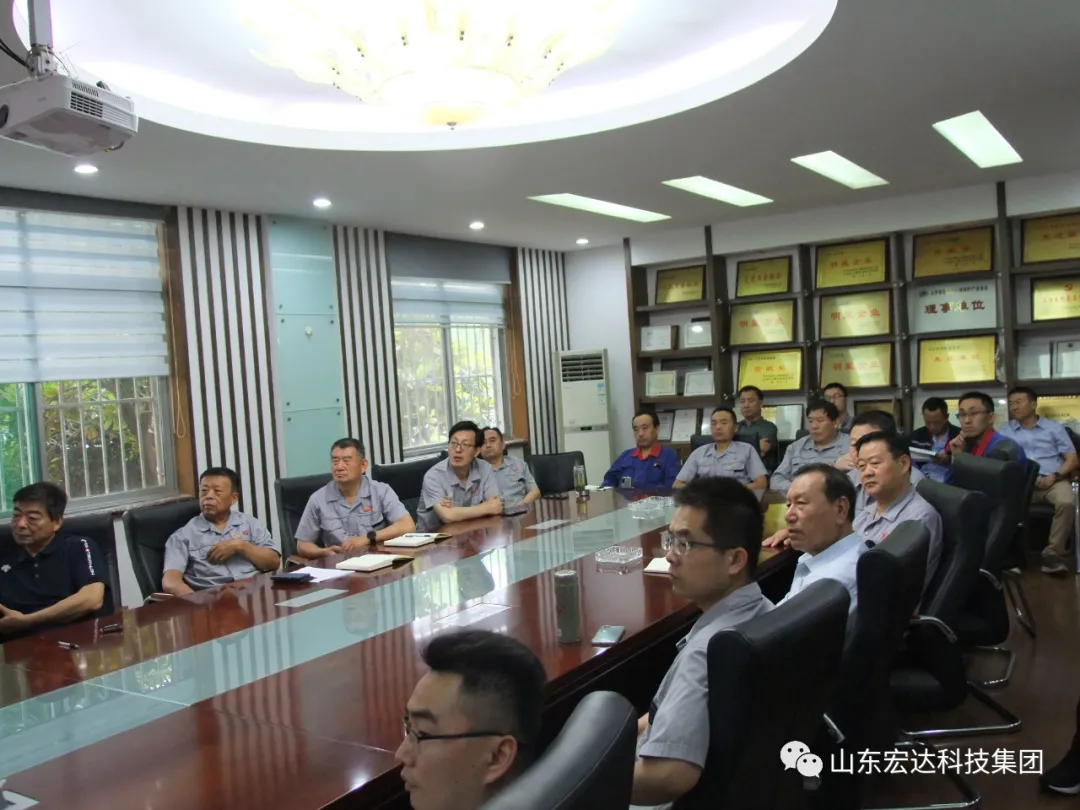 回望百年路 展望新征程---安博在线集团全体党员开展主题党日活动