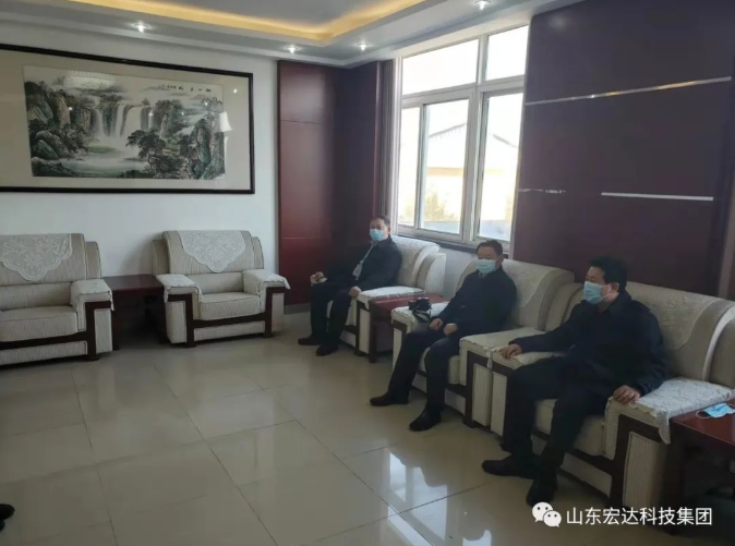山东安博在线集团副总经理张广义到开发区派出所慰问