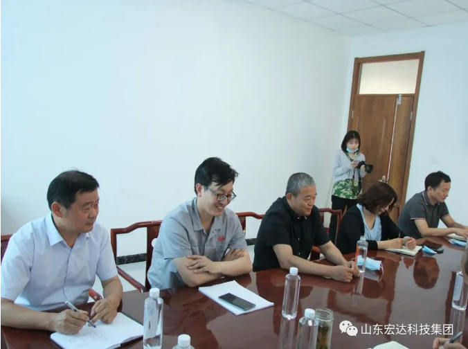 长清区总工会领导到安博在线集团调研